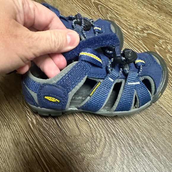 Keen Toddler 8 Navy Blue Sandals - Picture 4 of 10